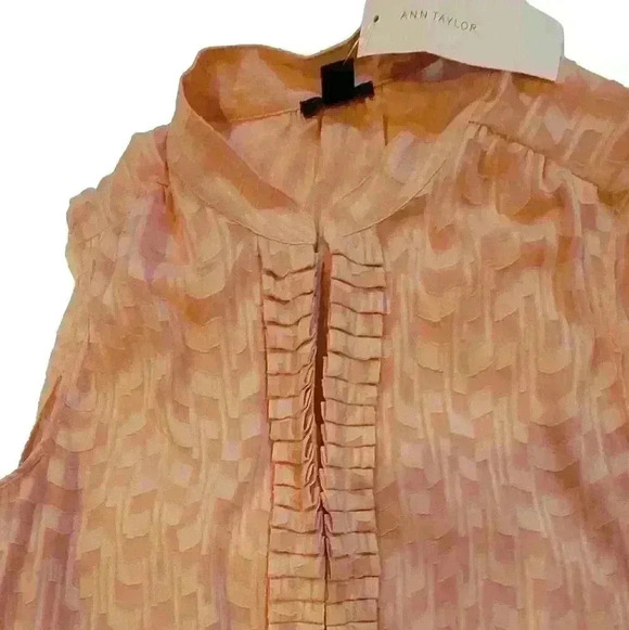 NWT ANN TAYLOR SLEEVELESS TOP - Picture 5 of 7